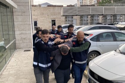 TEHDITLE 200 BIN TLSINI ALIP DOVDULER 1102818 327380