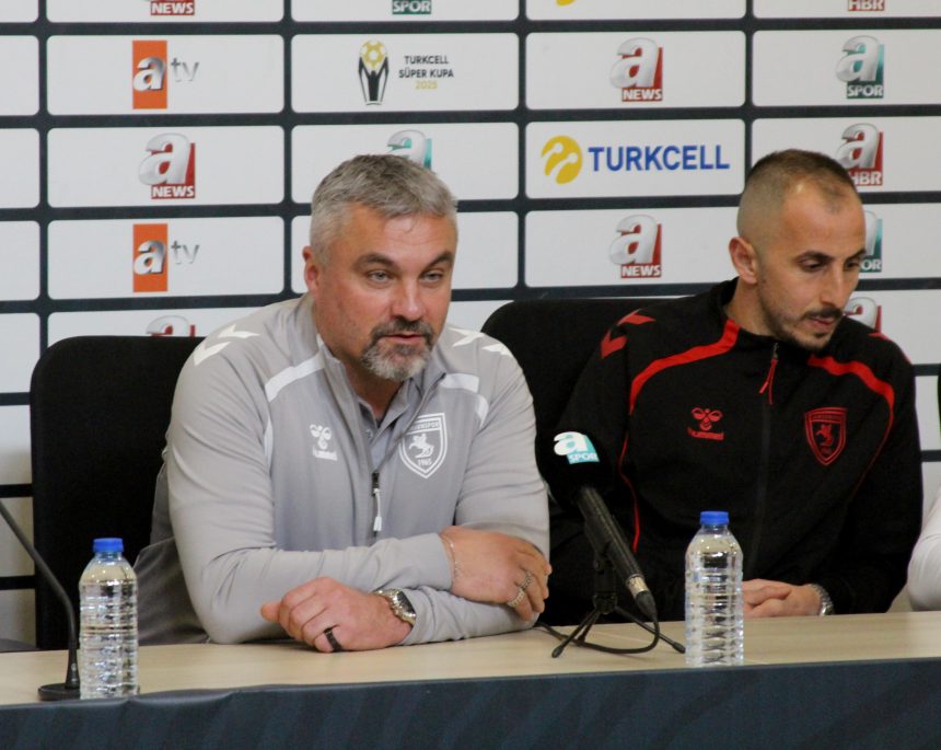 THOMAS REIS EN IYISINI YAPMAYA CALISACA 1099610 326420