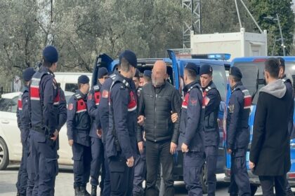 YALOVADA ICME SUYUNA DETERJAN KARISTIRA 1115381 331111