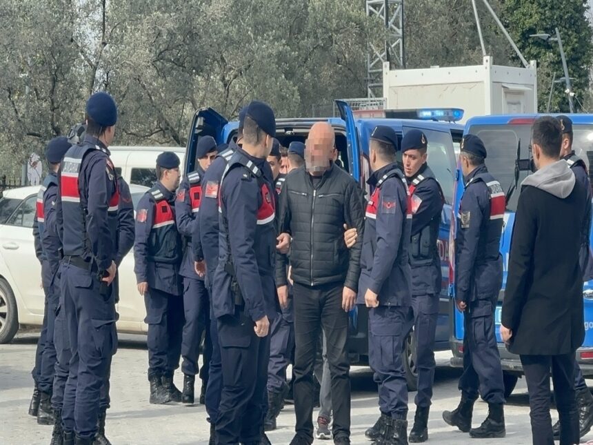 YALOVADA ICME SUYUNA DETERJAN KARISTIRA 1115381 331111