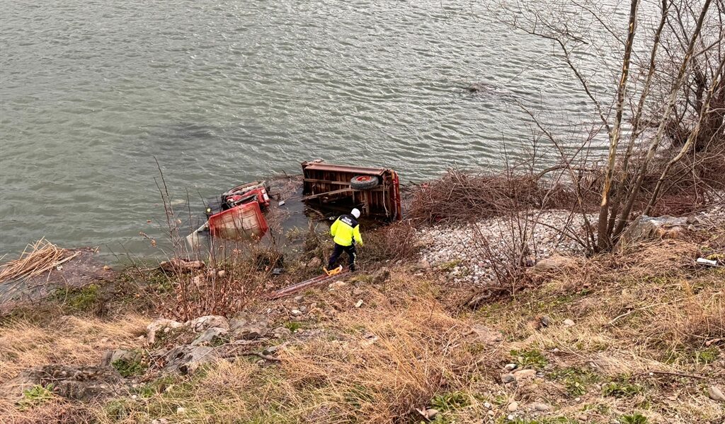 Samsun’da traktör Kızılırmak’a yuvarlandı: 1 ölü, 1 yaralı