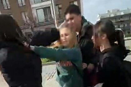 14 YASINDAKI KIZ OGRENCININ YASITI TARAF 1159178 344185 scaled e1770713390508