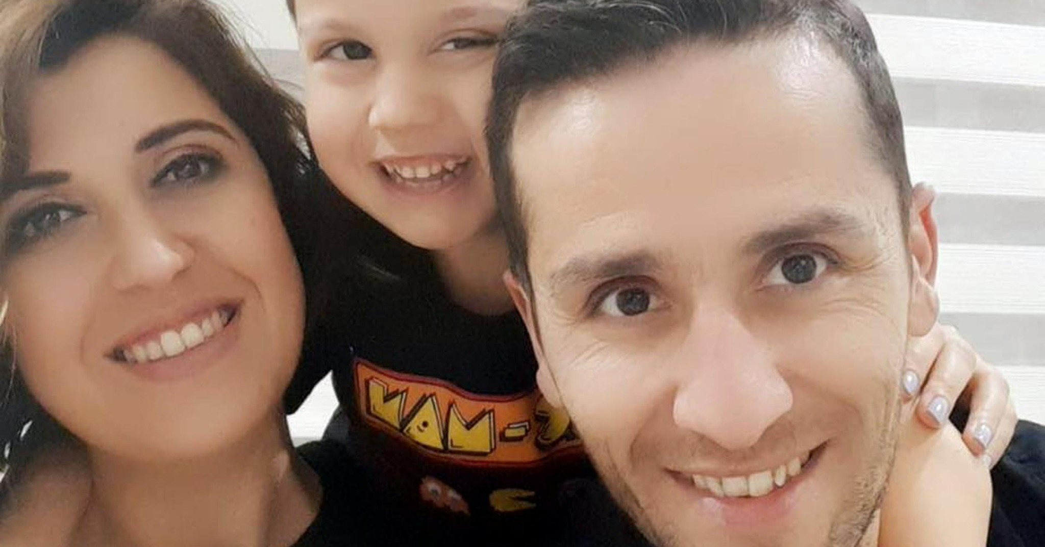 Edirne'de, tartışığı eşi Didem Örs Alacı (Fotoğrafta solda) ile oğulları Doruk Kaan Alacı’yı (Ortada) boğup, bıçakla intihara kalkışan Ömer Gökhan Alacı’nın (Fotoğrafta sağda) yargılanmasına başlandı.