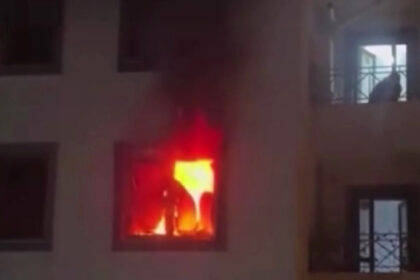 ANNESI ILE TARTISIP EVI YAKTI 10 KISI D 1158226 343909