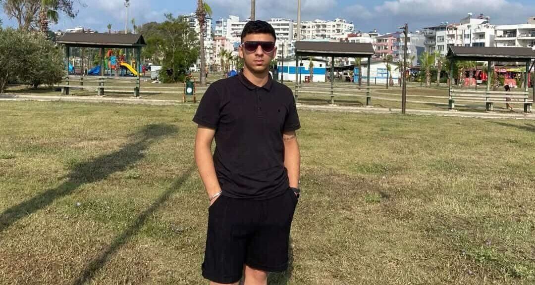 Arkadaşları ile gittiği restoranda öldürüldü; annesi, su.