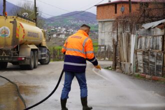 ATAKUM BELEDIYESI EKIPLERININ YOGUN RAMAZAN TEMIZLIGI 2