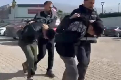 BULUSTUKLARI KADINI BAGLAYIP CINSEL SALD 1147563 340785