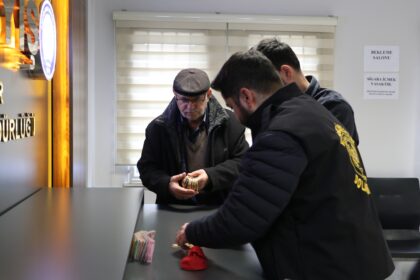 CIFTCIYI 5 MILYON LIRALIK ZIYNET ESYASI 1161619 345011