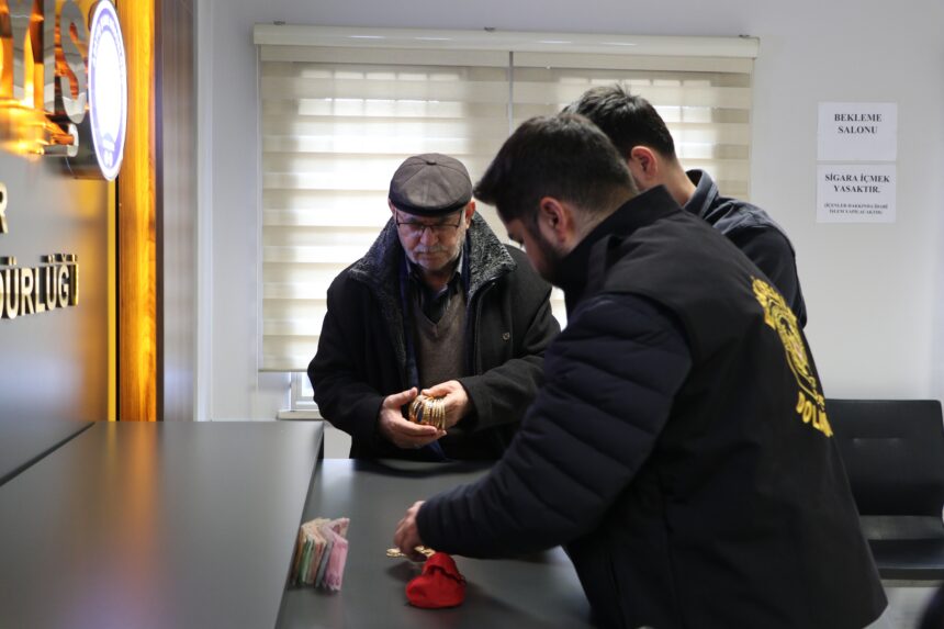 CIFTCIYI 5 MILYON LIRALIK ZIYNET ESYASI 1161619 345011