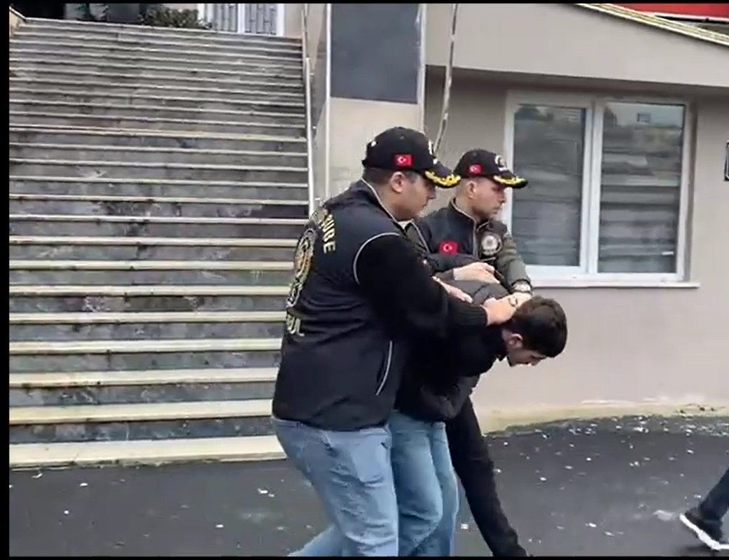 İstanbul - Haraç almak istediği iş insanının ev ve iş yer