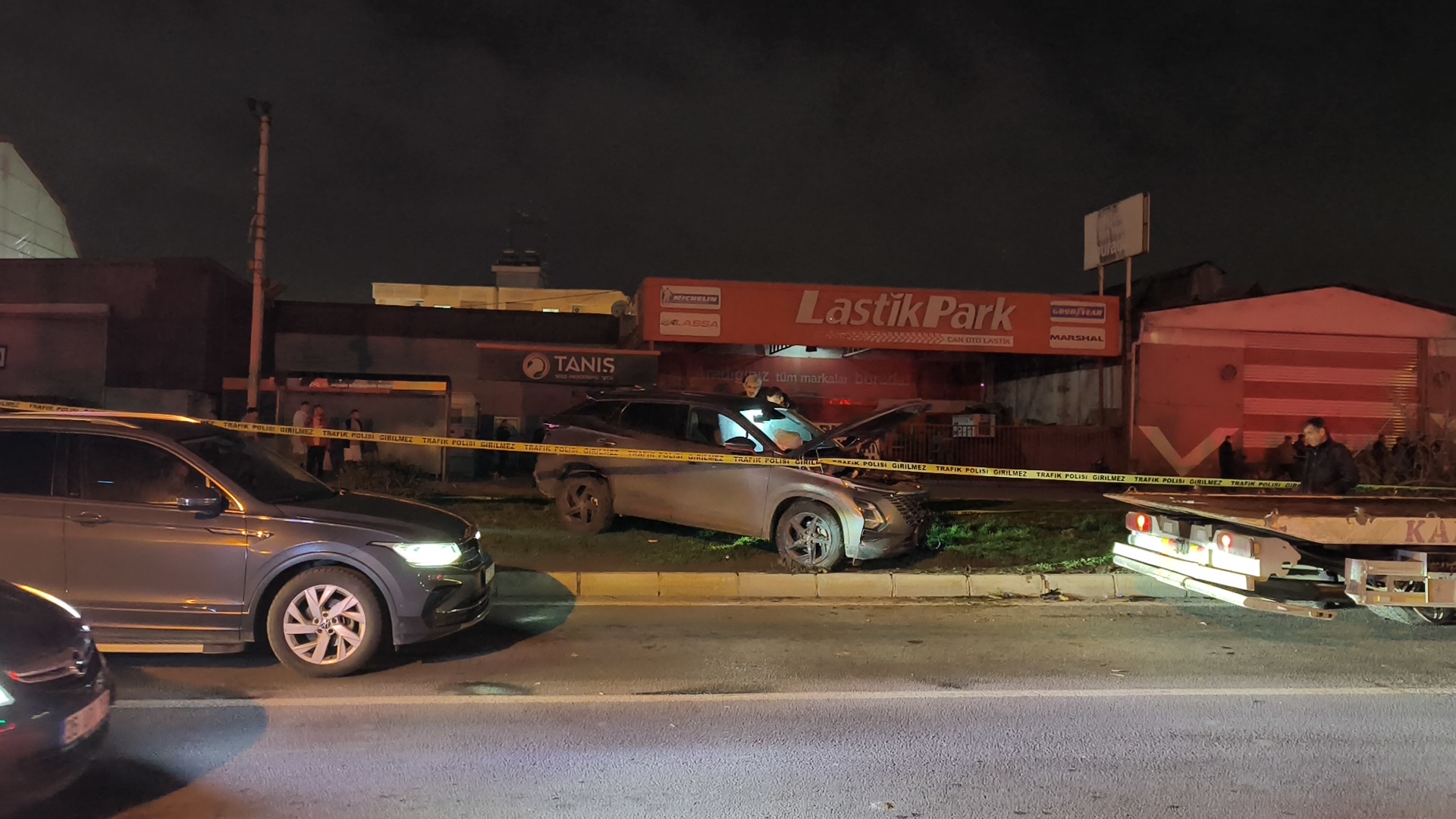 Mersin'de cip, refüjde bekleyen vatandaşları ezdi: 3 ölü, 3
