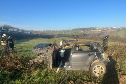 OTOMOBIL TARLAYA YUVARLANDI 1 OLU 1168808 347184