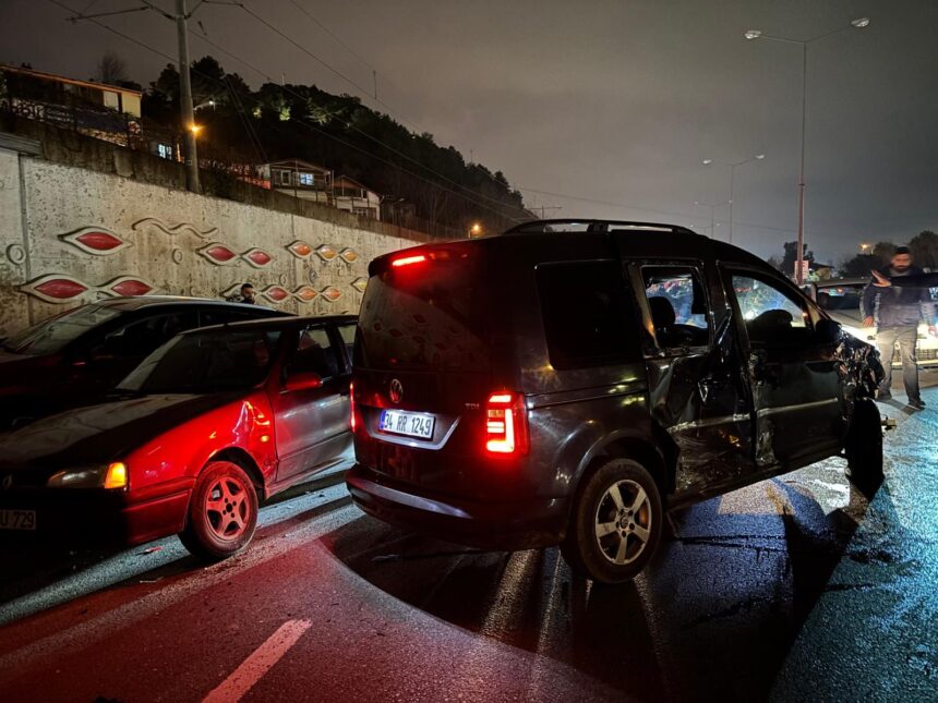 SAMSUNDA 5 ARACIN KARISTIGI ZINCIRLEME 1161379 344910