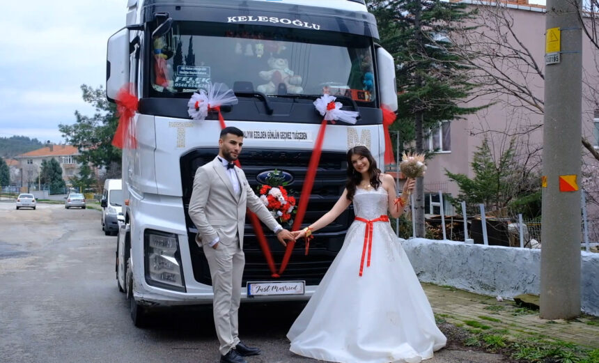 TIR GELIN ARABASI OLDU 1182916 351373