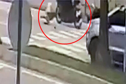 YAYA GECIDINDE BEBEK ARABASINA MOTOSIKL 1172743 348364 e1771332924983