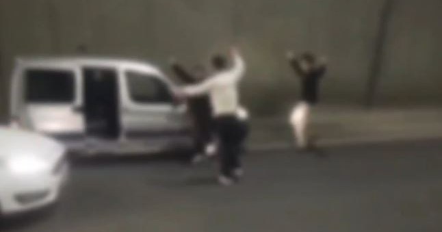 Tünelde aracını durdurarak arkadaşlarıyla dans eden sürücüye 180 bin lira ceza kesildi!