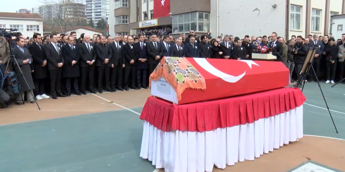 Öğrencisi tarafından öldürülen Fatma Nur Çelik için okulda tören düzenlendi