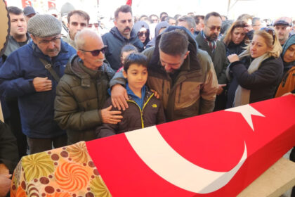 OGRENCISI TARAFINDAN OLDURULEN FATMA NUR 1195660 355484