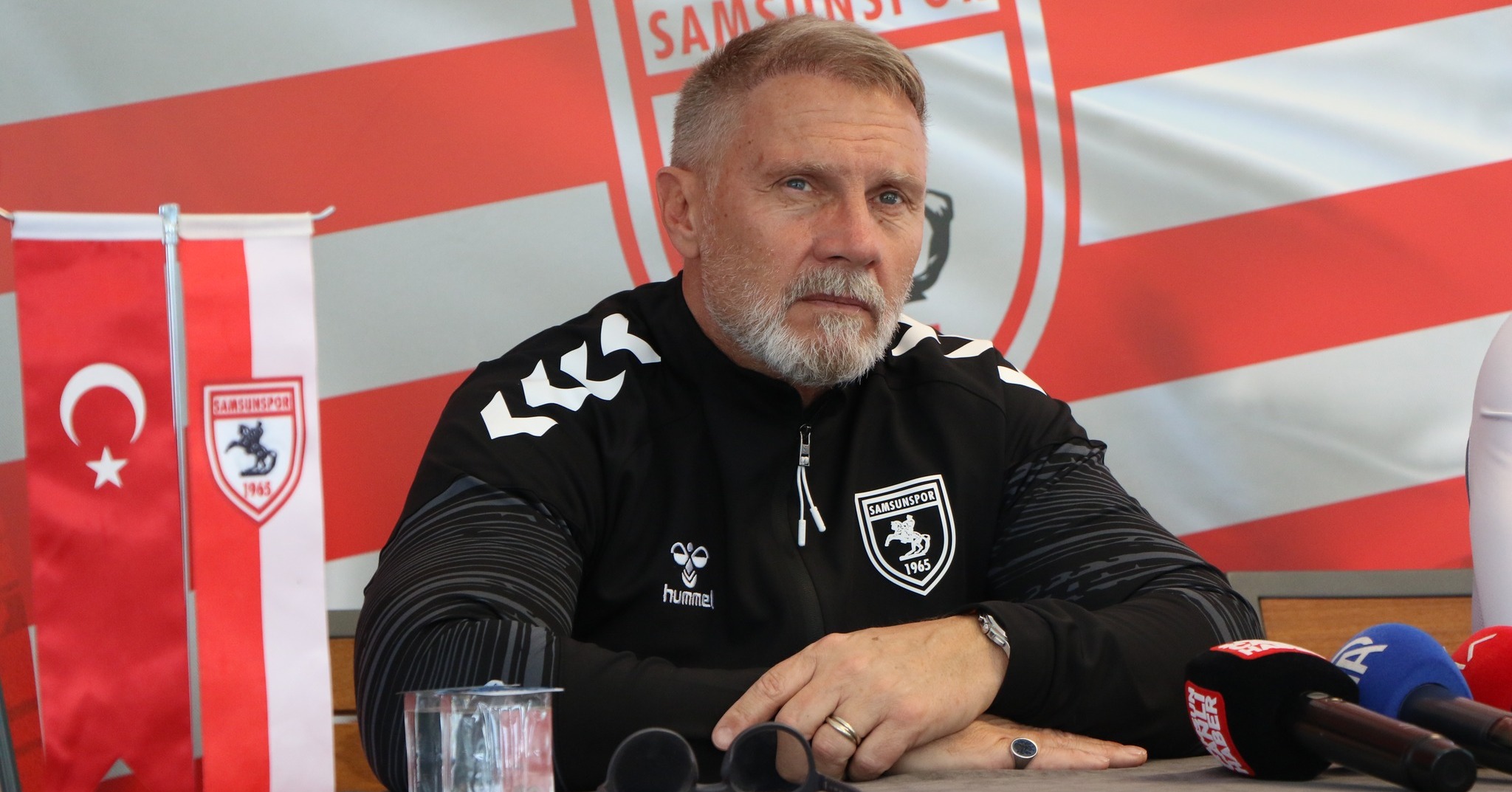 Thorsten Fink: İlk 5 için her maçı kazanmamız gerekiyor