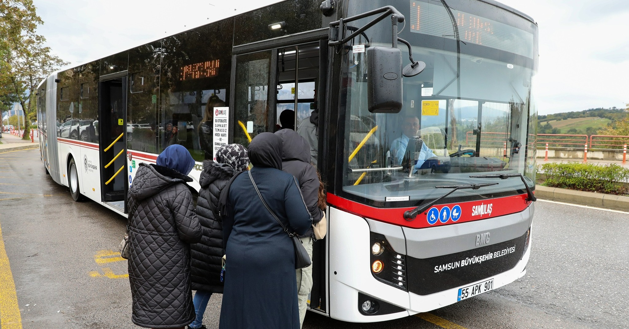 Samsun’da ulaşım rekoru! 1 günde 111 bin 489 yolcu otobüslere bindi