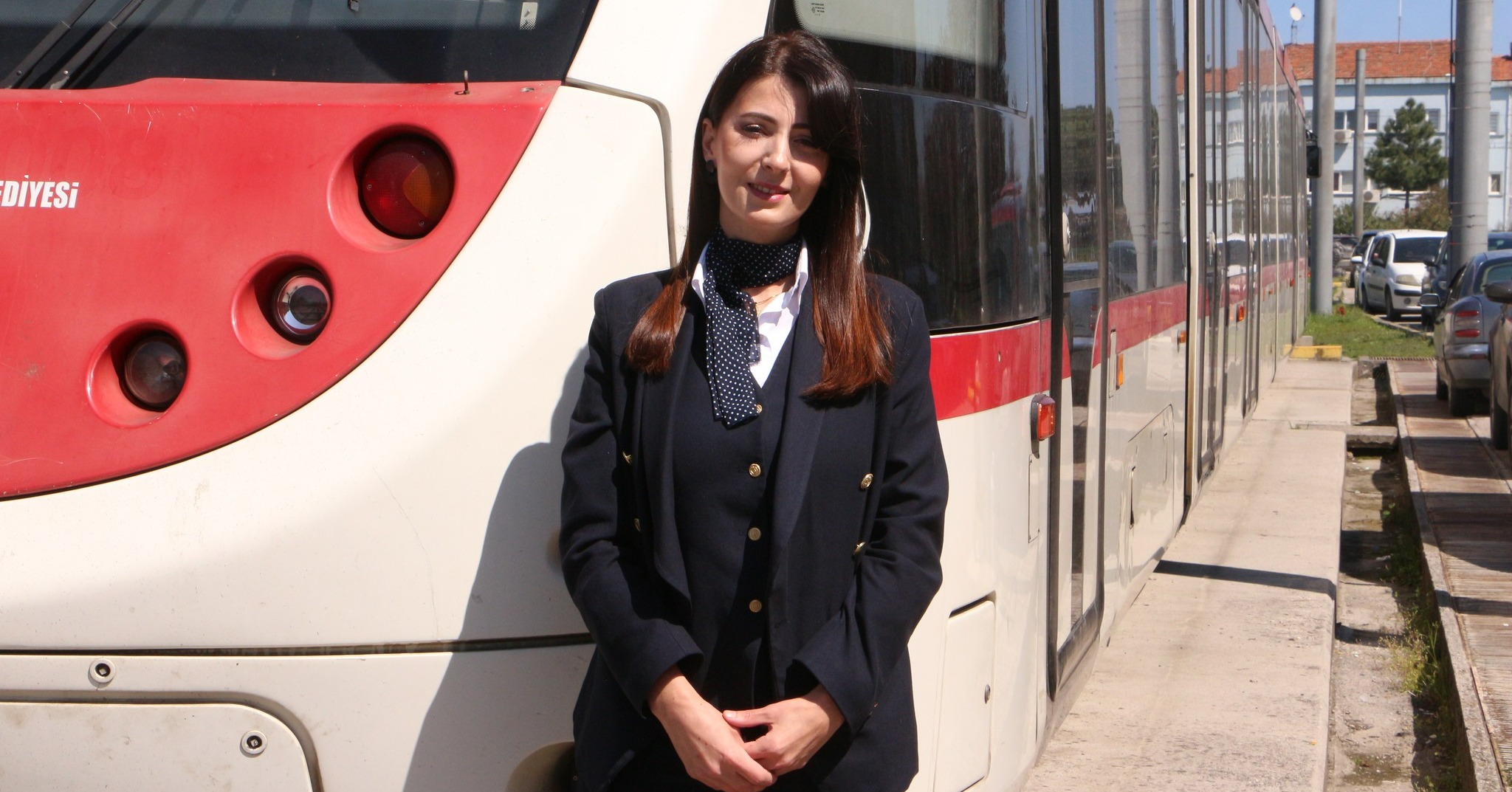 Samsun’da Diş teknikerliğini bırakan Sevgi Aşık, hayallerinin peşinden gidip vatman oldu