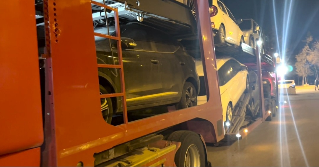 TIR’ın taşıdığı cipin tabanında 24,6 kilo uyuşturucu ele geçirildi