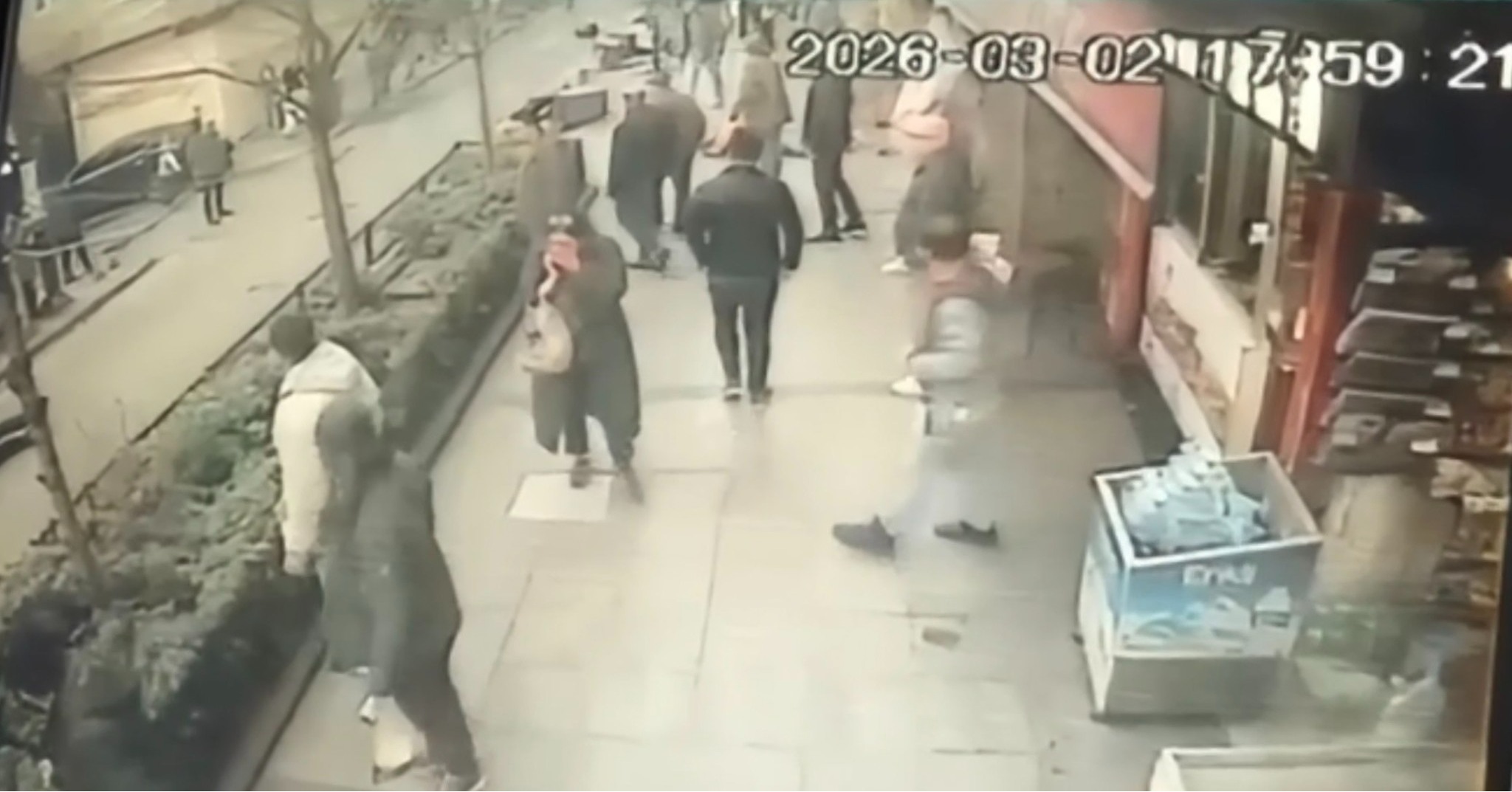 Yayaya çarptı, kız arkadaşını bırakıp kaçtı! 16 yaşındaki çocuğa dudak uçuklatan ceza