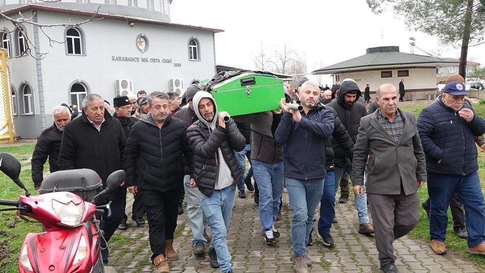 Samsun’da denizde kaybolup cansız bedeni bulunan balıkçı toprağa verildi, arkadaşı aranıyor