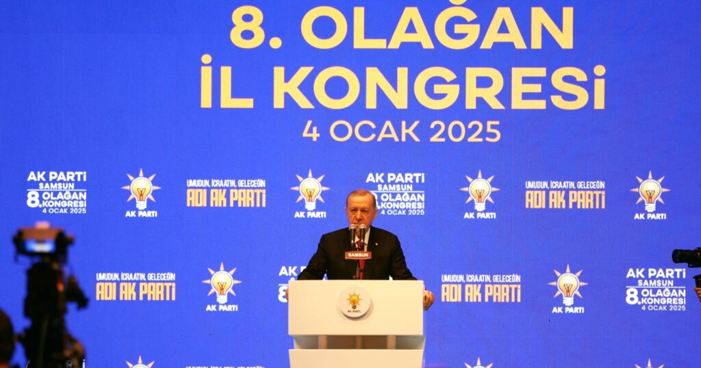 Erdoğan Samsun’da konuştu: Bölücü caniler ya silahlarını gömecekler ya da silahlarıyla birlikte toprağa gömülecekler