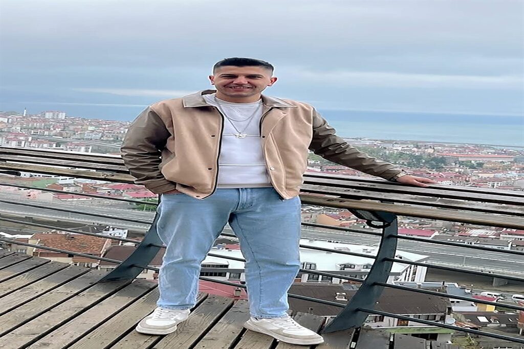 862424 1 e1755090690972