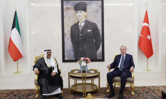 Erdoğan Kuveyt Emiri Es Sabah’ı Ankara’da ağırladı