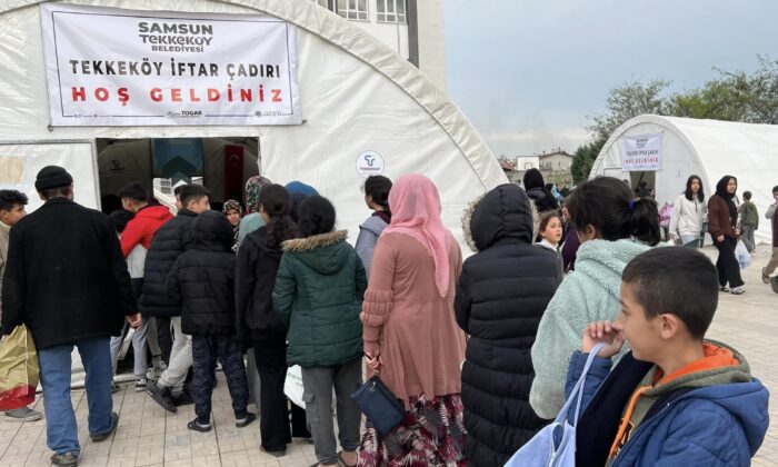 Tekkeköy Belediyesi’nden Kahramanmaraş’ta iftar dayanışması
