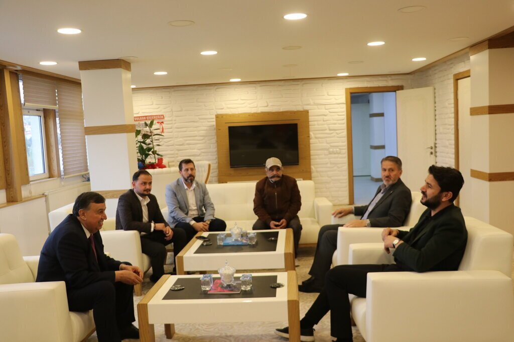 AK Parti Ankara Milletvekili Celebiden Baskan Ikize ziyaret scaled