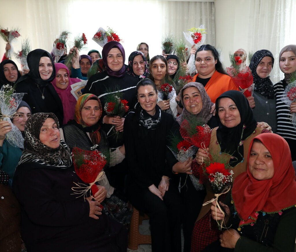 AK Parti Genel Baskan Yardimcisi Cigdem Karaaslandan 8 Mart mesaji scaled