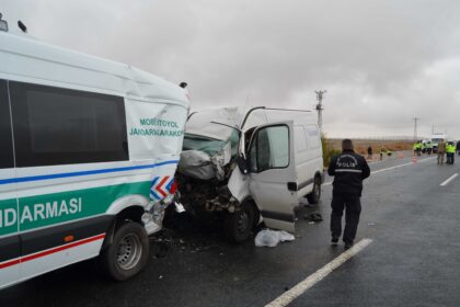 AKSARAYDA OTOYOLDA KAZA 2 ASKER SEHIT 939441 278947