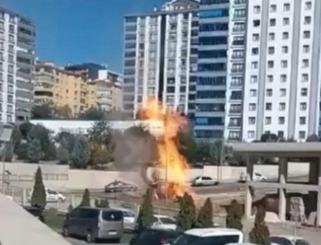 ALEV ALAN DOGAL GAZ SIZINTISI OTOMOBILI 352572 97300