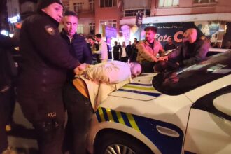 ALKOLLU SURUCU KIMLIK ISTEYEN SUBE MUDUR 989891 293714