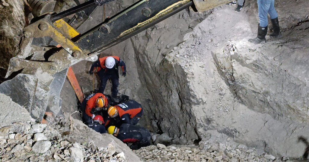 AMASYA DA SU KUYUSU ACMAK ISTERKEN TOPR 512935 151808