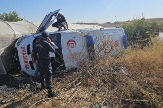 AMBULANSLA OTOMOBIL CARPISTI 3U SAGLIK 971103 288359