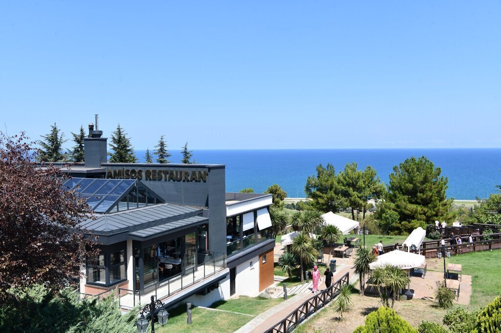 AMISOS KAFE 2 scaled