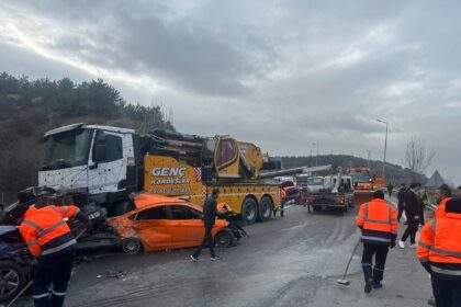 ANKARADA VINC 13 ARACA CARPTI 5 YARAL 1064052 315711