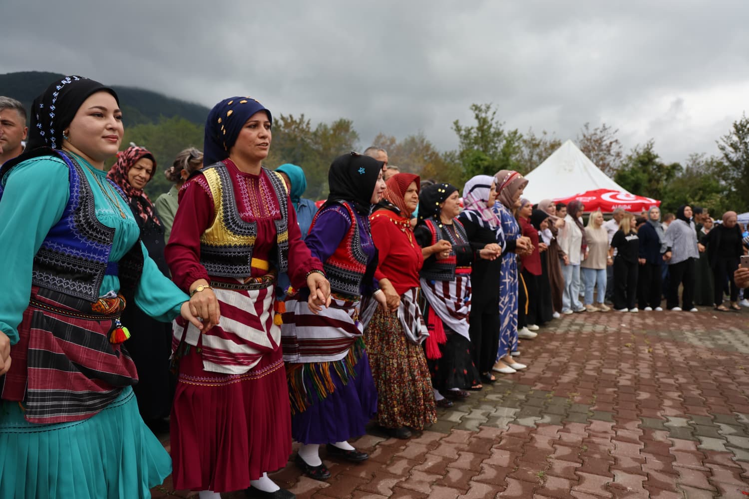 ATAKUM BELEDIYESI 2. GELENEKSEL FINDIK FESTIVALINE YOGUN ILGI 14