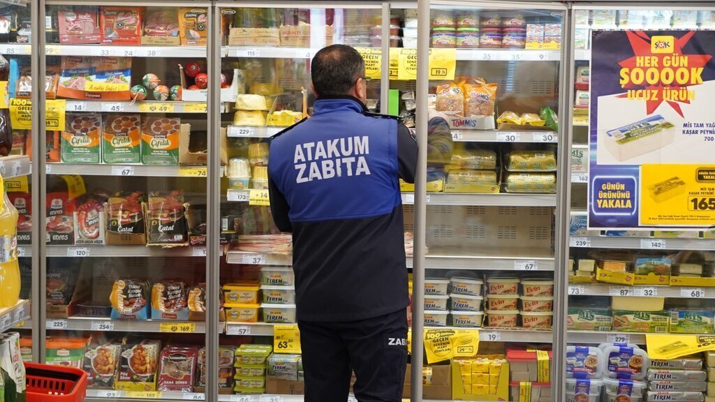 ATAKUM BELEDIYESI EKIPLERI RAMAZAN BAYRAMI ONCESI GIDA DENETIMI GERCEKLESTIRDI 4