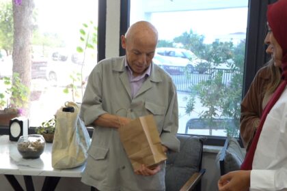 ATAKUM BELEDIYESI EKIPLERINDEN ANLAMLI ZIYARET 9