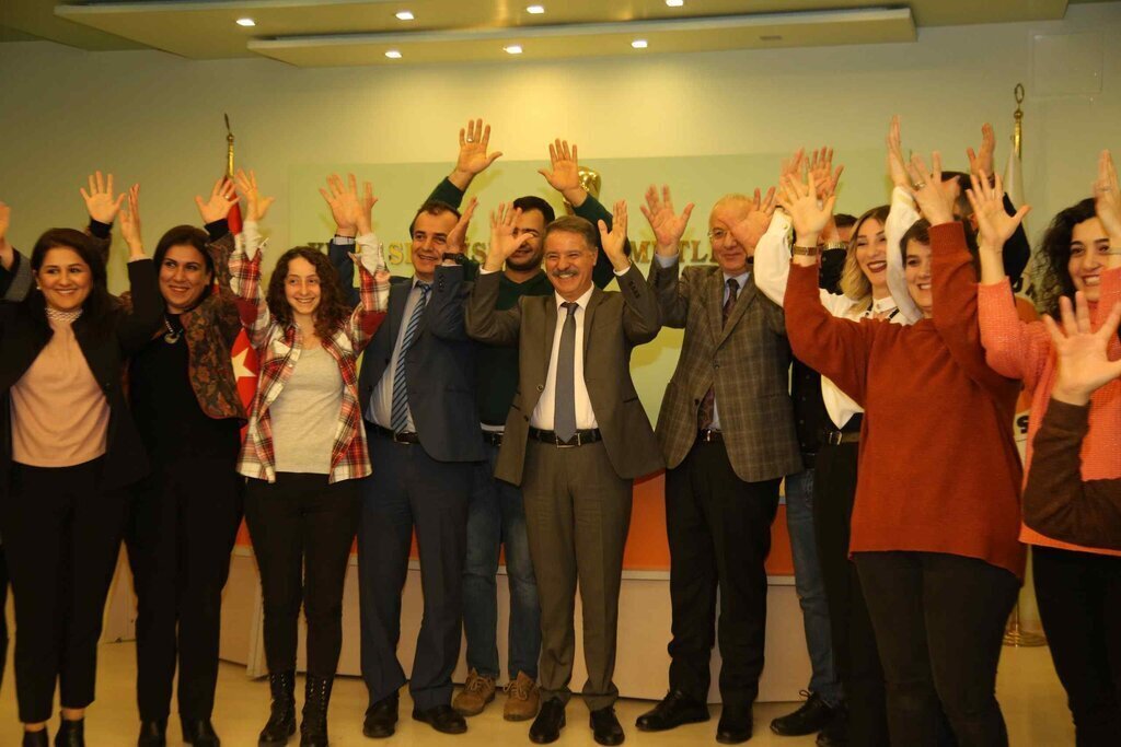 ATAKUM BELEDIYESI ILETISIMDE ENGEL TANIMIYOR 5 scaled