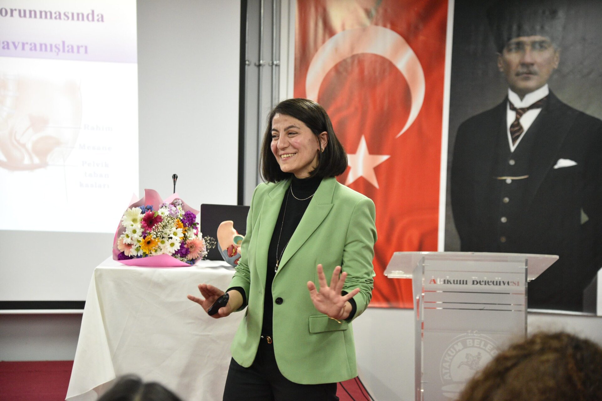 ATAKUM BELEDIYESI UZMANLARI VATANDASLARLA BULUSTURMAYA DEVAM EDIYOR 4 scaled