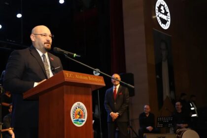 ATAKUMDA CUMHURIYET COSKUSU 44