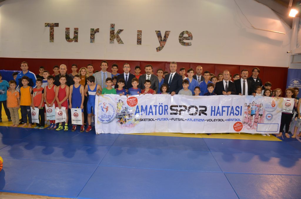 Amatör Spor haftası kapanış töreni gerçekeştirildi