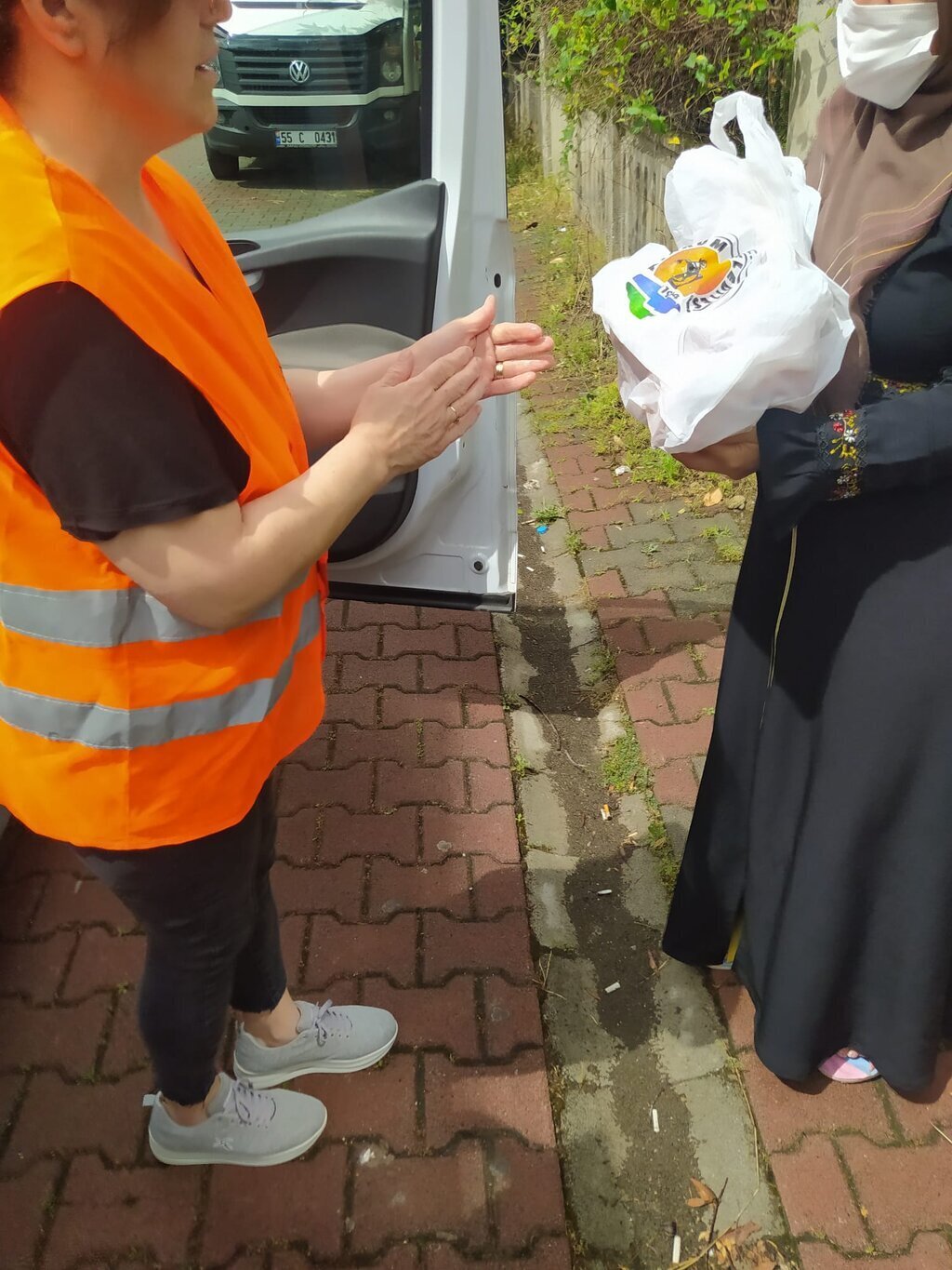 Atakumda dayanisma paylasarak buyuyor