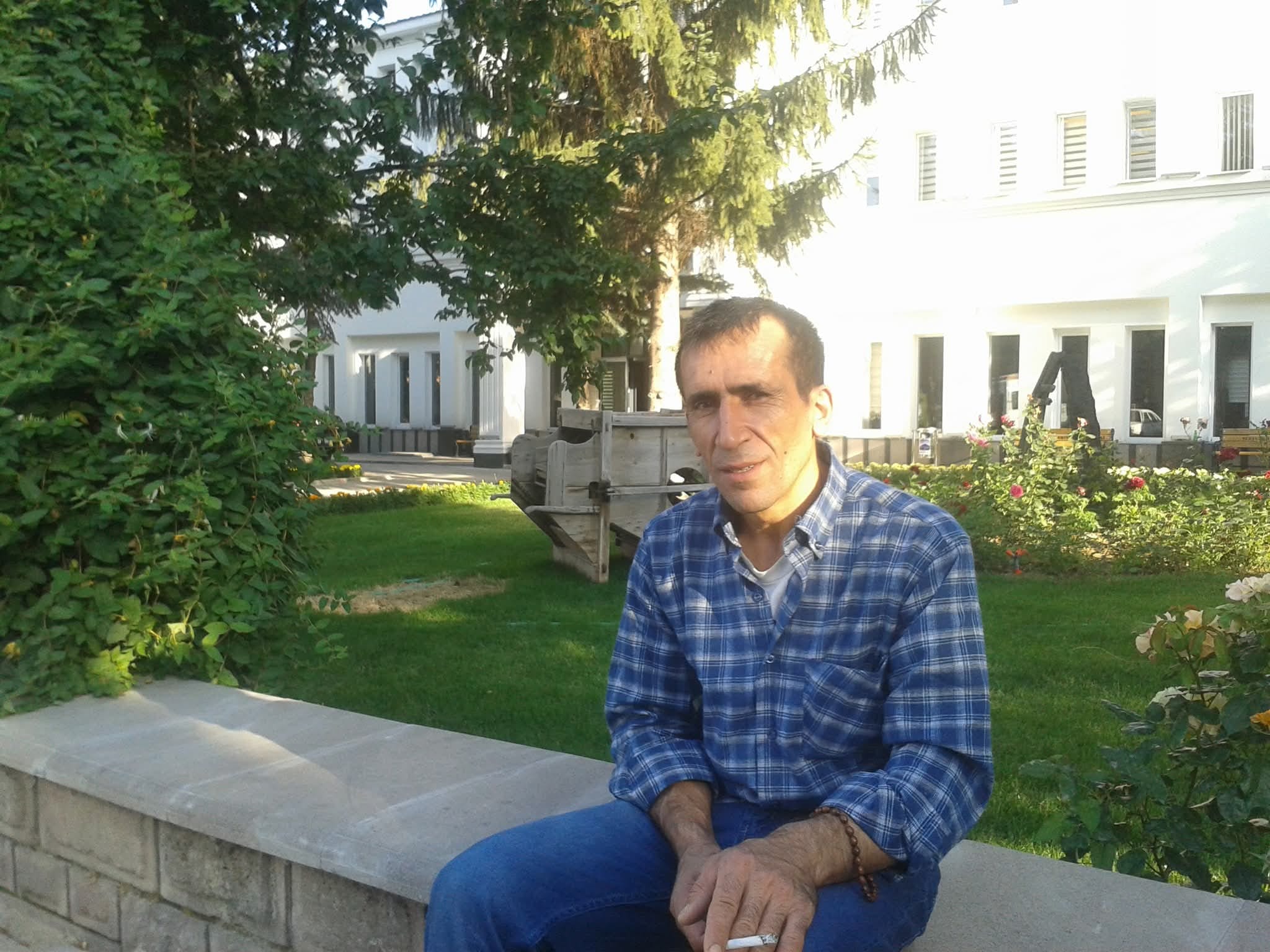 Babasını öldürüp polise teslim oldu